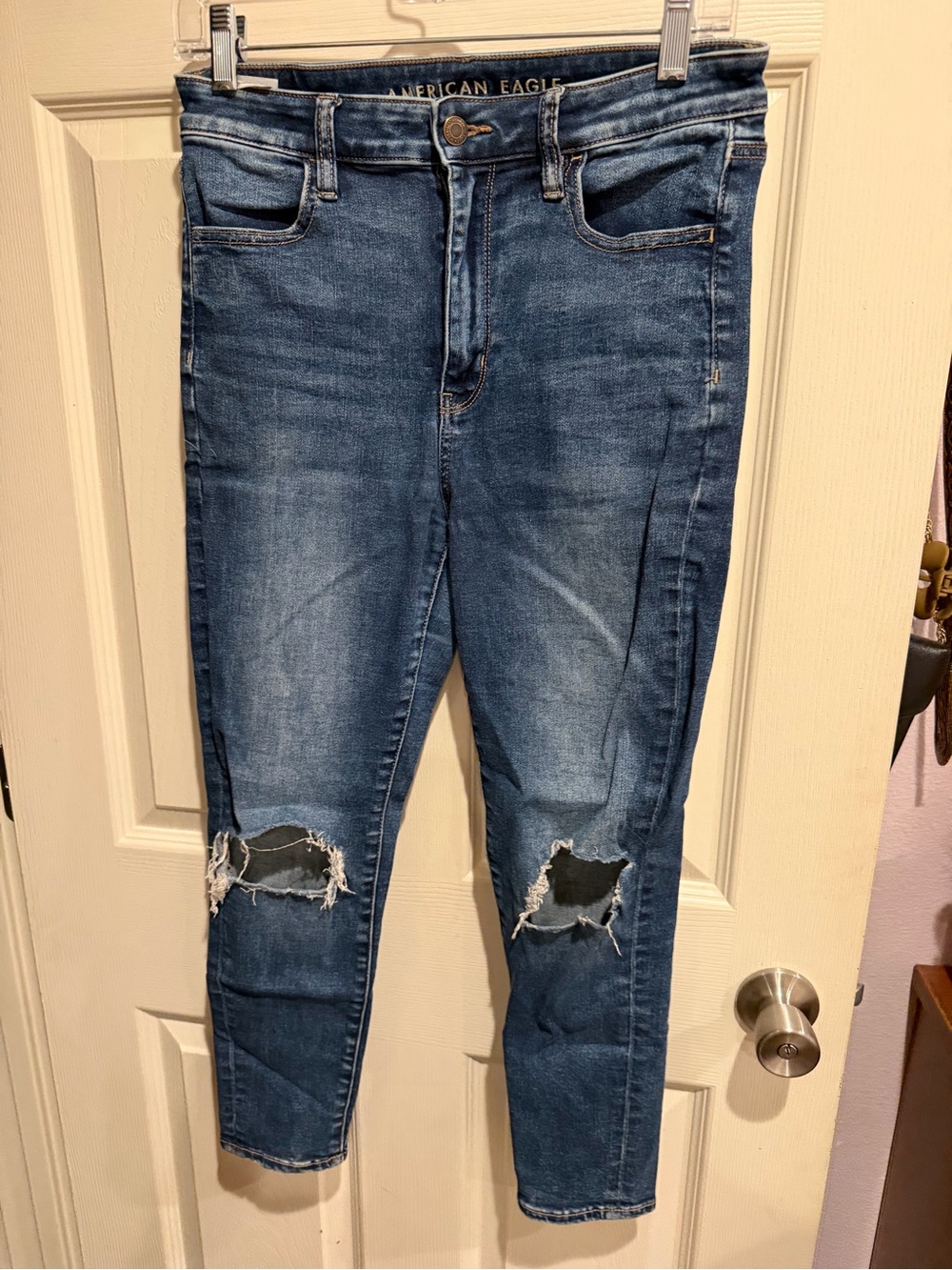 American Eagle Outfitters Distressed Dark Blue Skinny Jeans